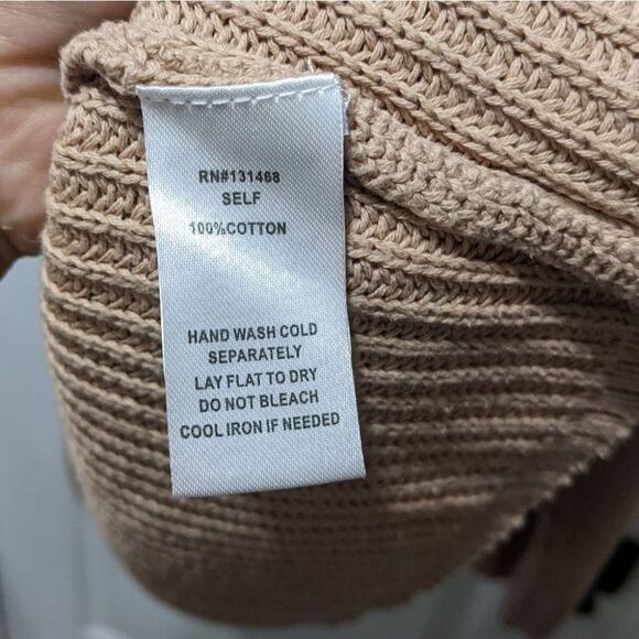 Vici | Rib knit cotton sweater with crochet - Picture 9 of 10